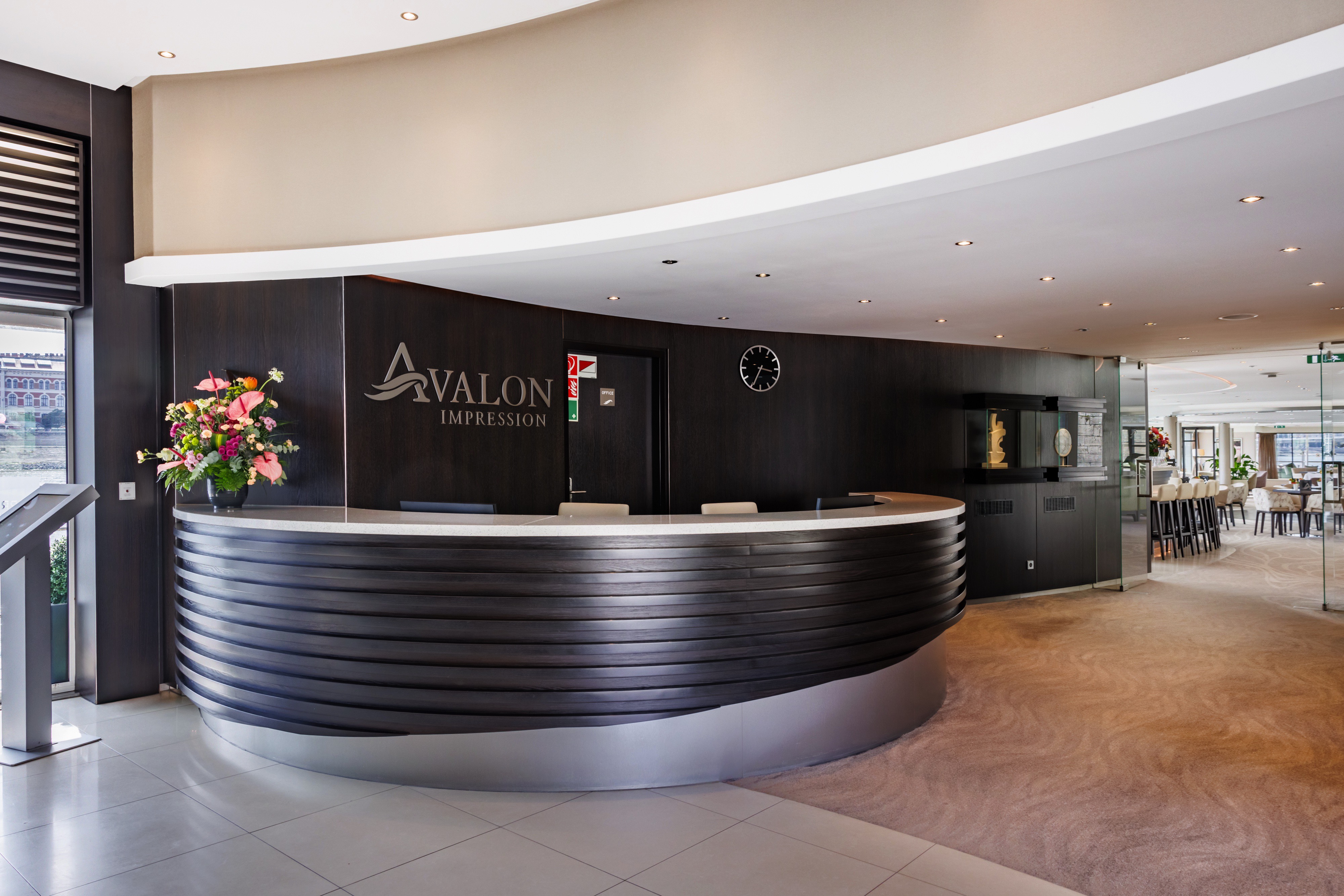 ©Avalon Waterways Avalon Impression Reception & Lobby 1